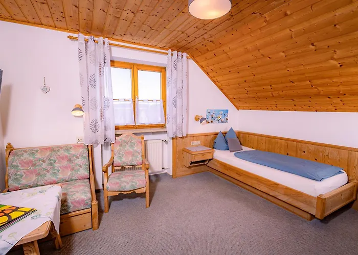 Mini-hôtel Schneiderwirt, Ot Hirnstetten Kipfenberg