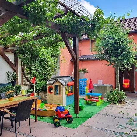 Värdshus Schneiderwirt, Ot Hirnstetten *